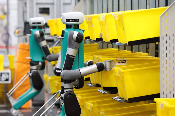 Amazon Tries Humanoid Robots To ‘Free Up’ Staff